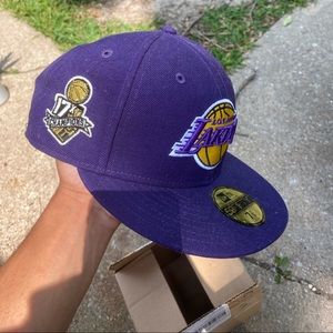 LA LAKERS 17X CHAMPIONSHIPS NEW ERA FITTED HAT